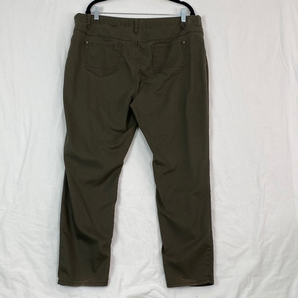 Reitmans Jeans Olive Green Pants Size 18 - Picture 2 of 11